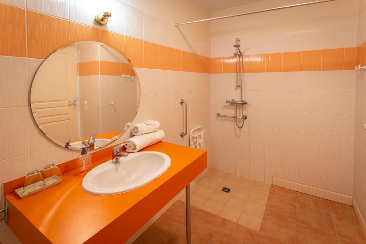 La Haye Gites Et Chambre D'Hotes Avrille  Luaran gambar
