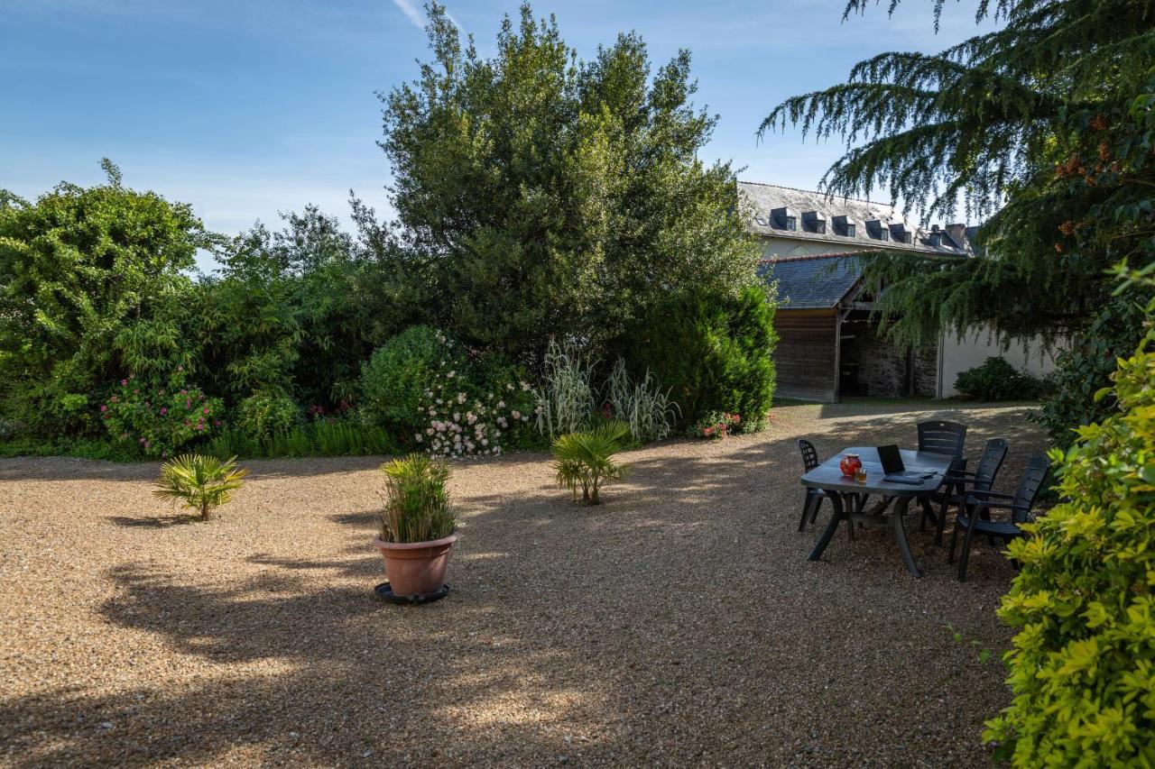 La Haye Gites Et Chambre D'Hotes Avrille  Luaran gambar
